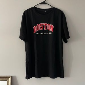 XL Men’s Letter Graphic Tee